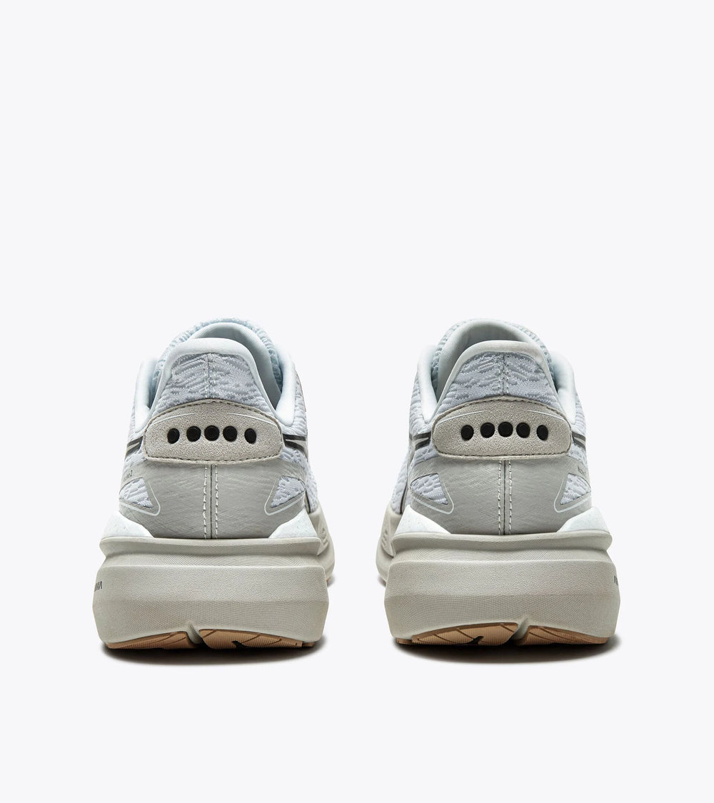 Nucleo 2 – Women's – White/Silver