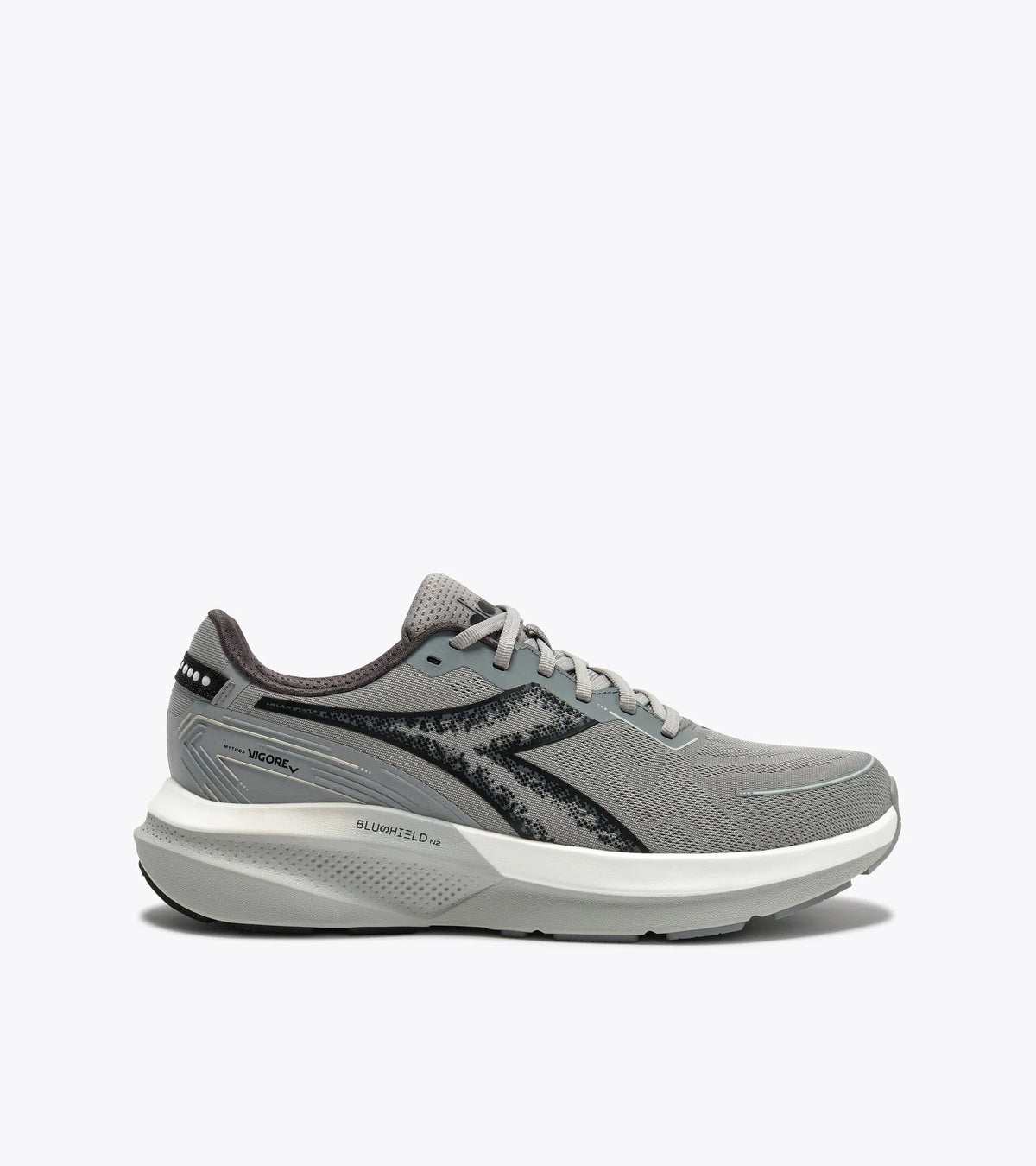 Gray Vigore 5 – Men's running shoe on a white background