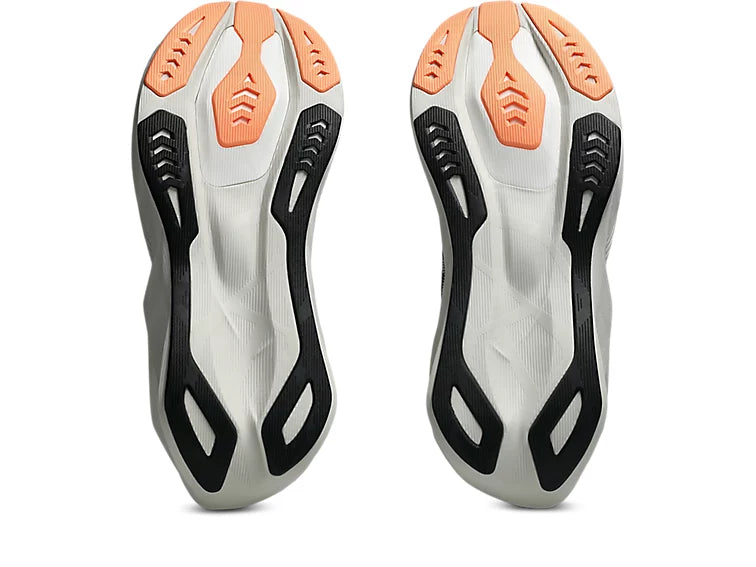 Asics Novablast 6 -- Men&