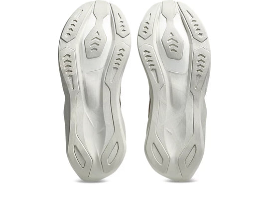 Asics Novablast 6 -- Men&