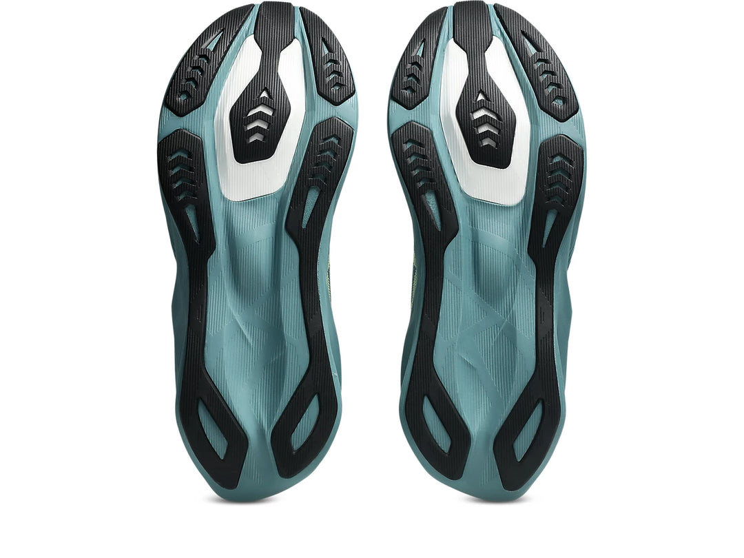 Asics Novablast 6 -- Men&