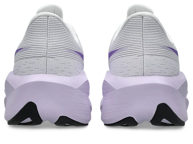 Novablast 6 -- Women's -- White/Murasaki