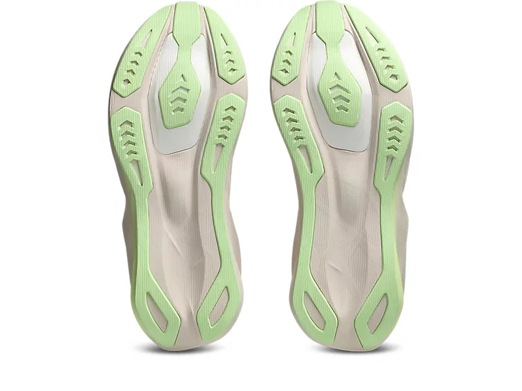 Asics Novablast 6 -- Women&