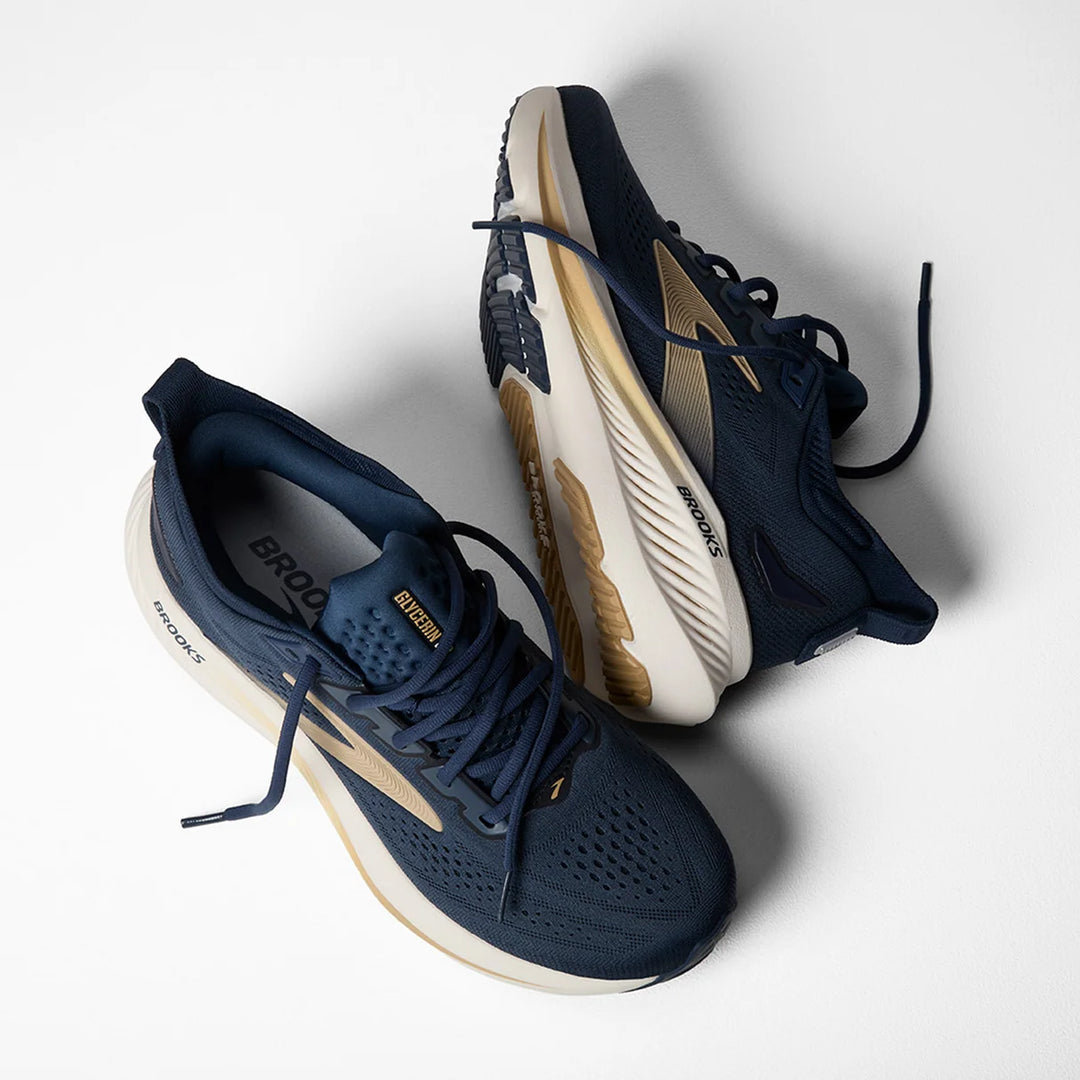 A pair of Brooks Glycerin 23 – Men&