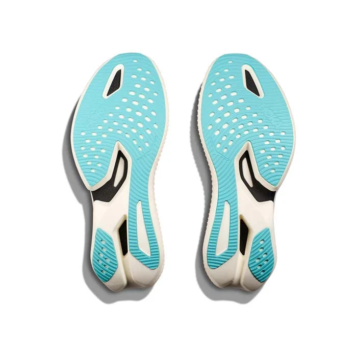 A pair of Hoka Cielo X1 – Men&