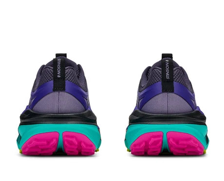A pair of Stinson 8 – Women&