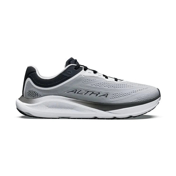 Black and white Torin ST 9 – Men's sneaker with a brand logo on a white background