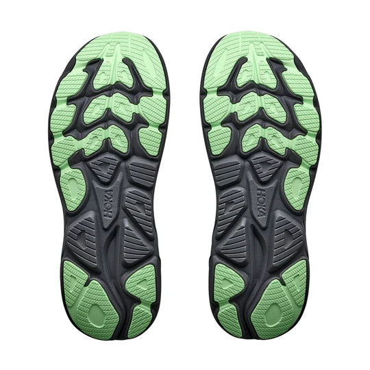 A pair of Hoka Clifton 11 – Men&