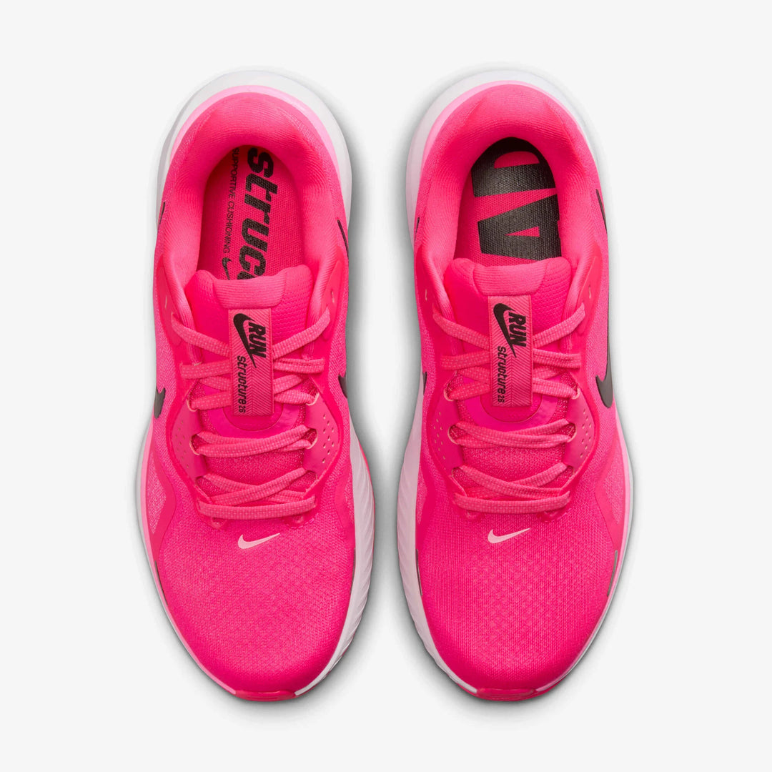 A pair of Nike Structure 26 – Women&