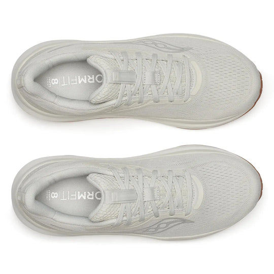 A pair of Saucony Echelon 10 – Men&