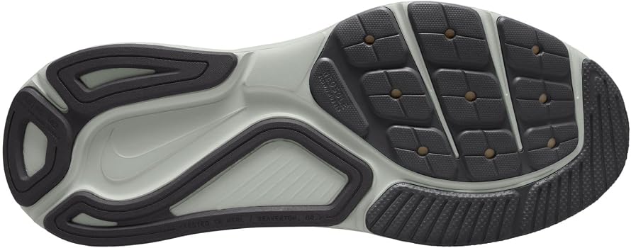 The outsole of a Structure 26 – Men&