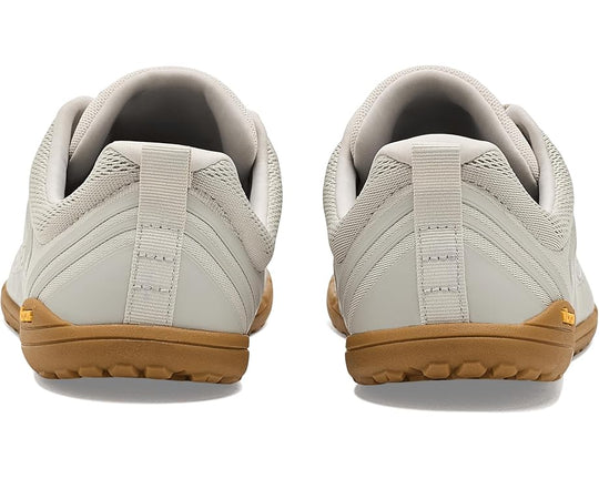 A pair of light gray Topo Athletic Connect – Women&