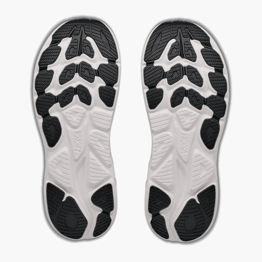 A pair of Hoka Clifton 11 – Men&
