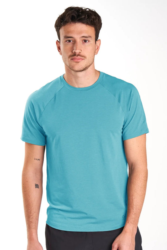 Alwrld Alrn Raglan Tee – Men&