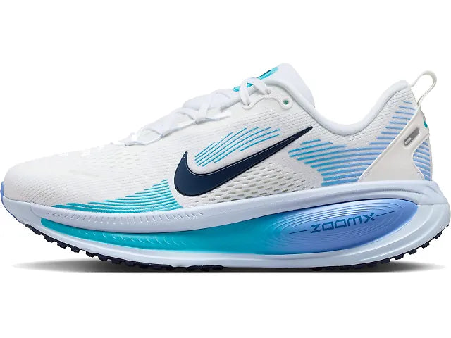 A Nike Vomero 18 --Women&