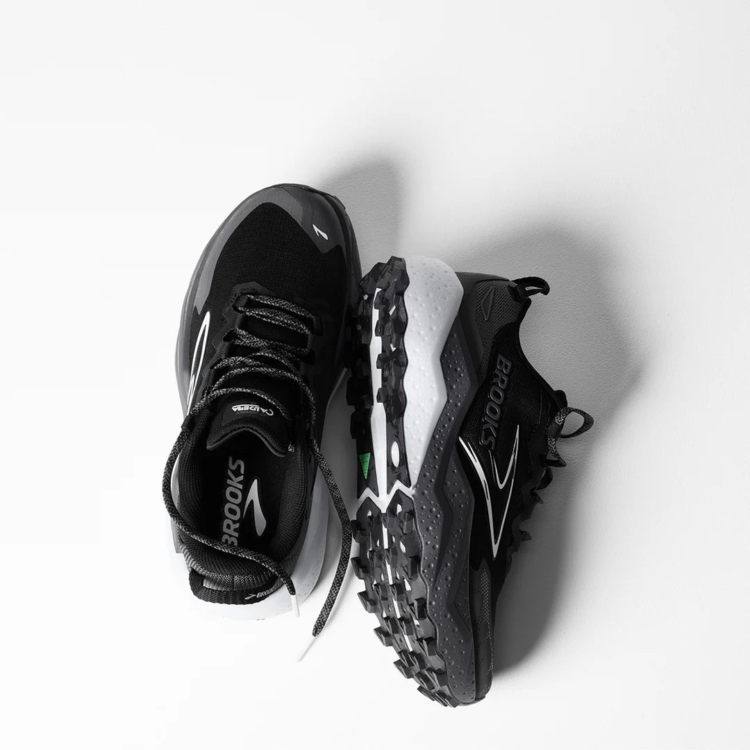 A pair of Brooks Caldera 8 – Men&