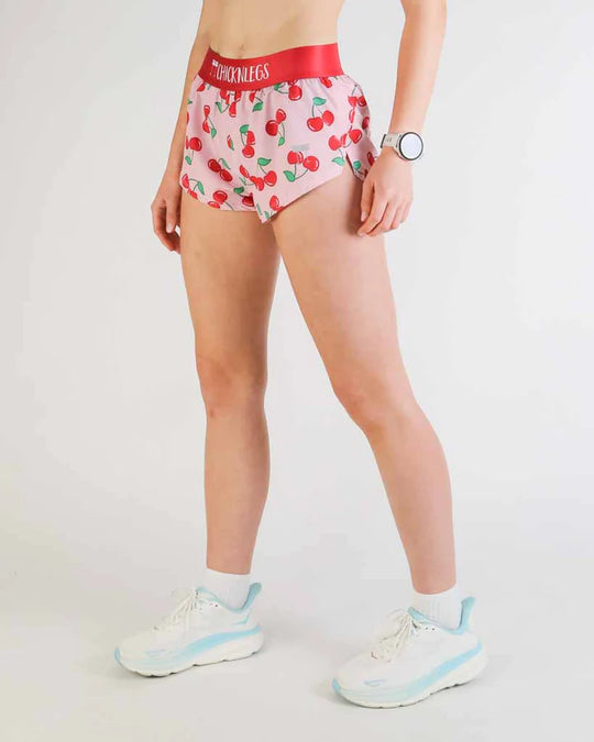 Chicknlegs Chicknlegs 1.5" Split Shorts – Women&