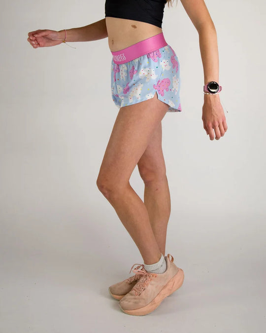 Chicknlegs Chicknlegs 1.5" Split Shorts – Women&