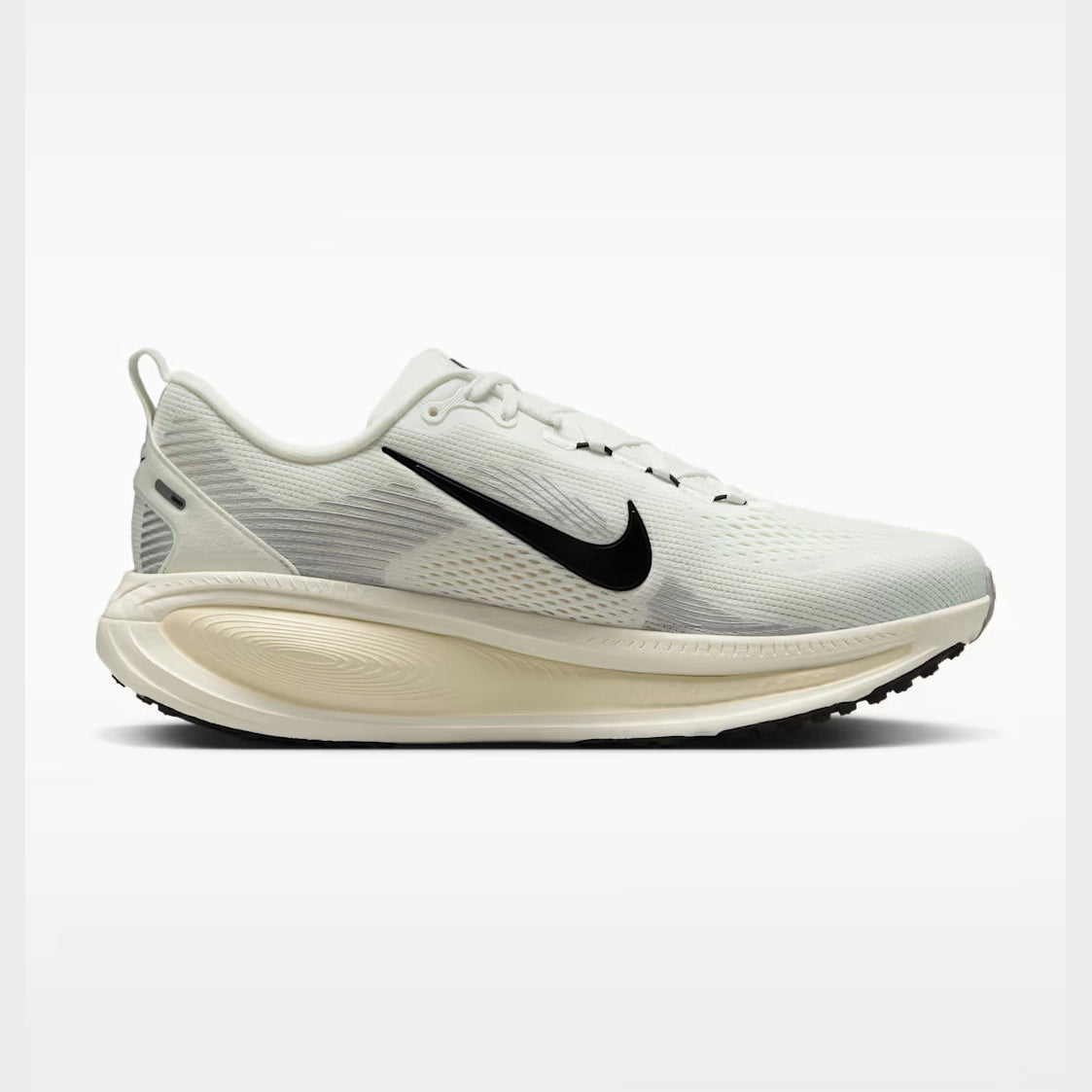 White Nike Vomero 18 – Men's running shoe with black Nike logo on a white background