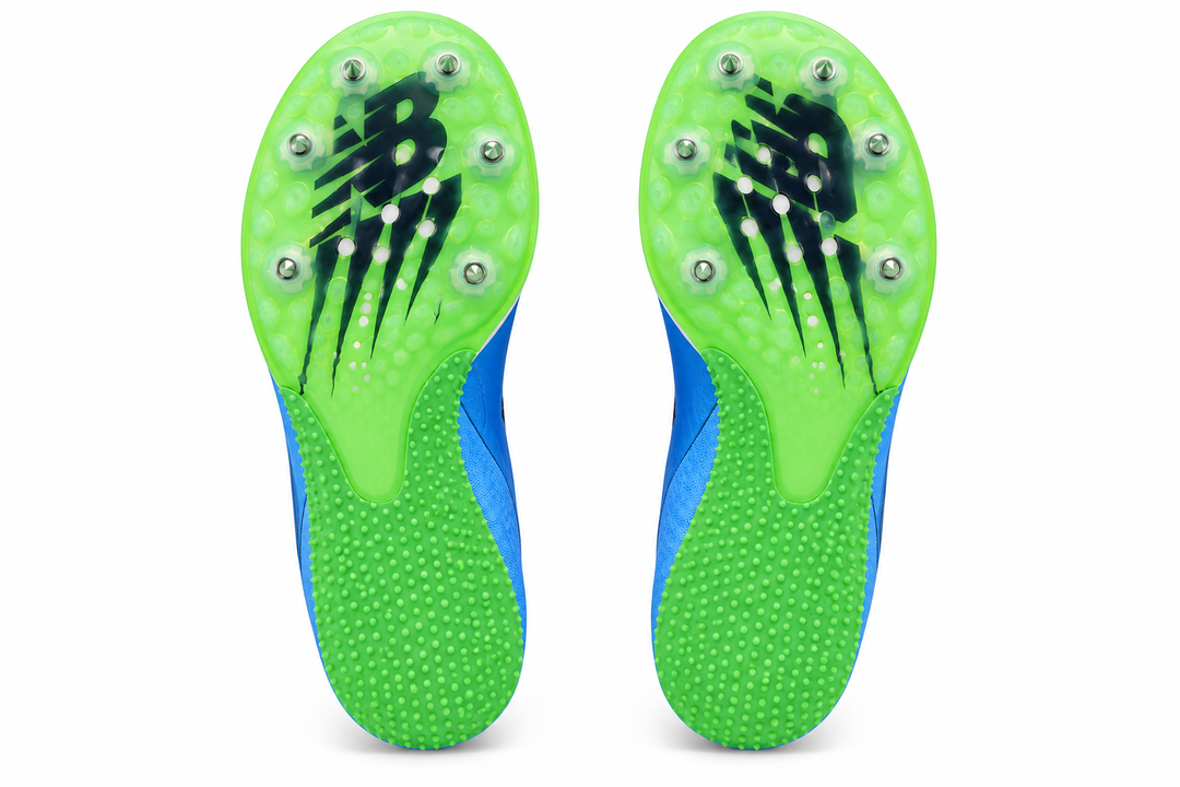 The soles of a pair of New Balance Sd100 V4 – Men&