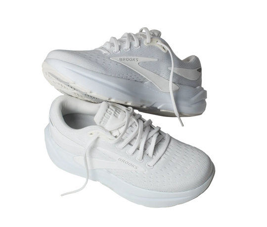 A pair of white Brooks Ghost Max 3 – Women&