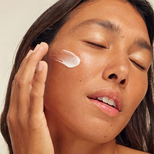 UTU SPF 30 Daily Moisturizing Sunscreen