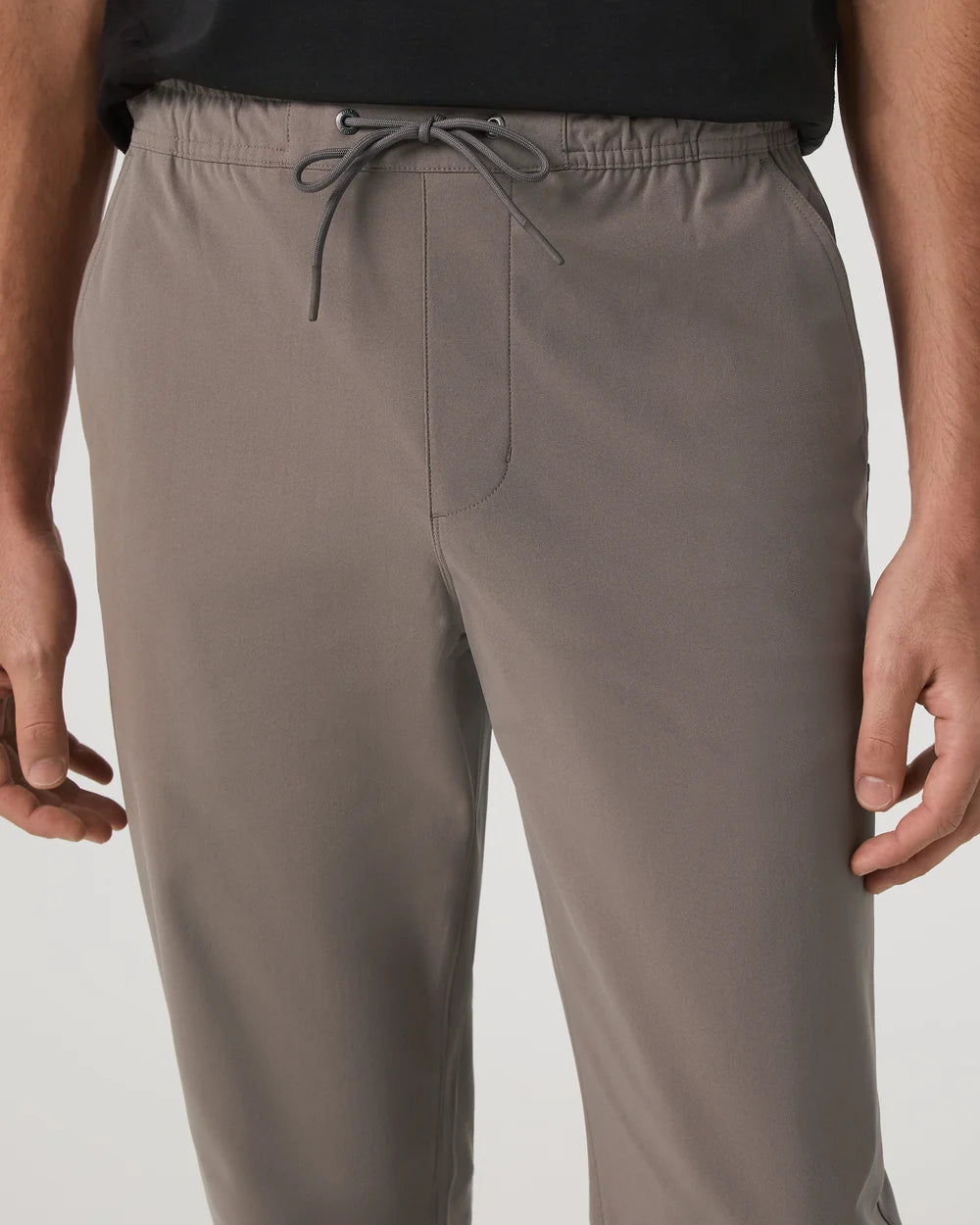 Vuori Meta Elastic Waist Pant – Men&
