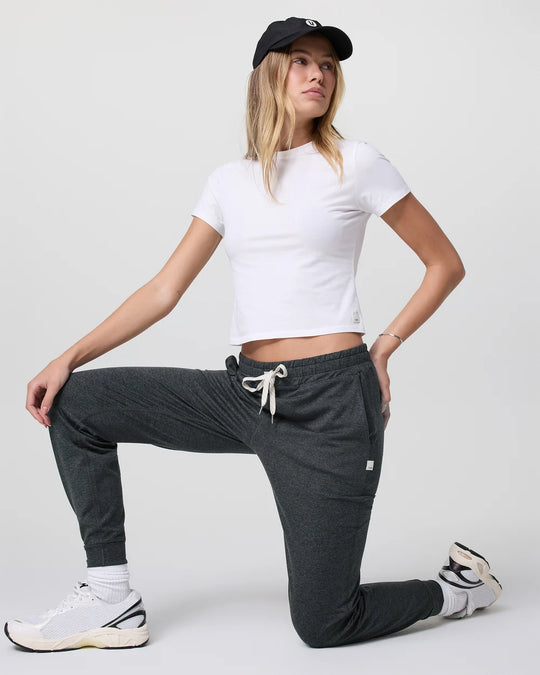 Vuori Performance Jogger – Women&