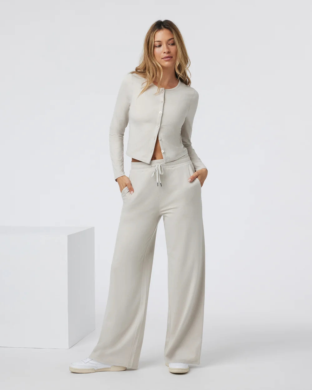 Vuori Halo Essential Wideleg – Women&