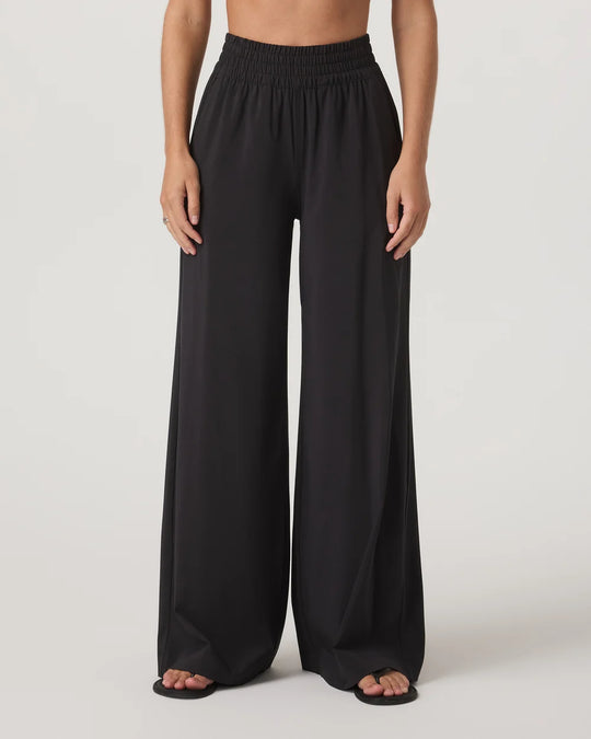 Vuori Villa Wideleg Short – Women&