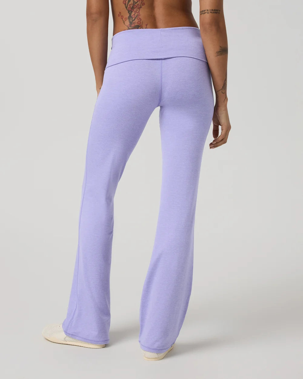 Vuori Halo Foldover Pant – Women&