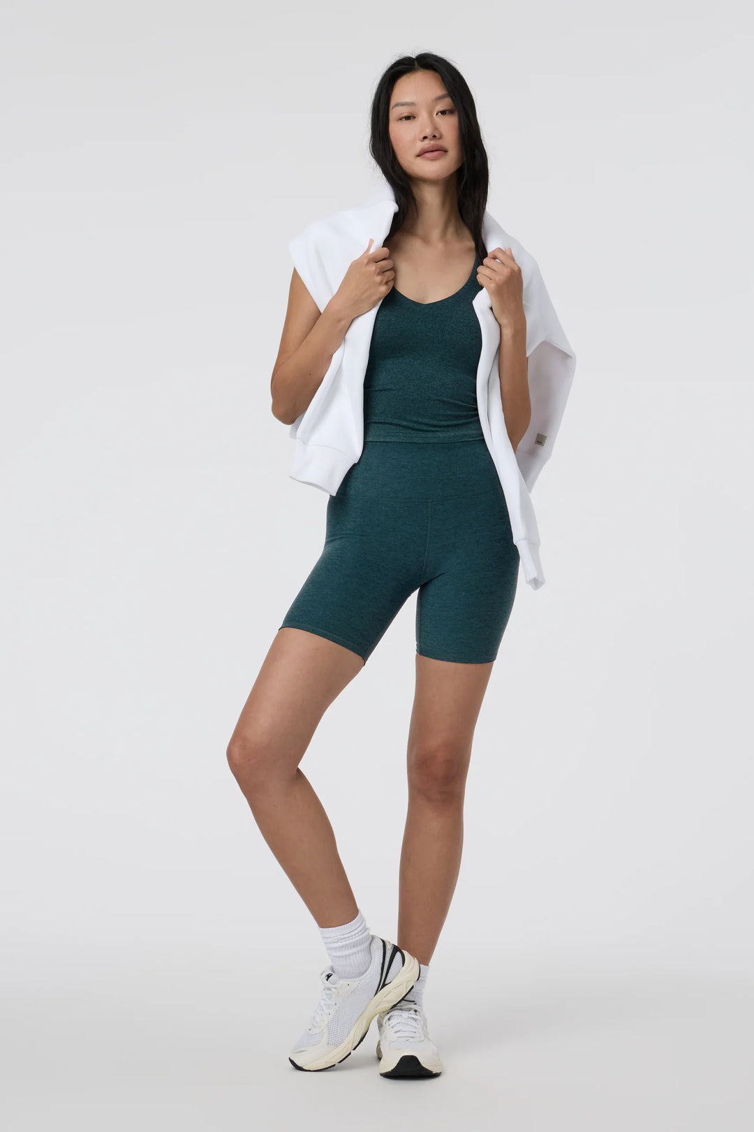 Vuori Clean Elevation Shorty – Women&