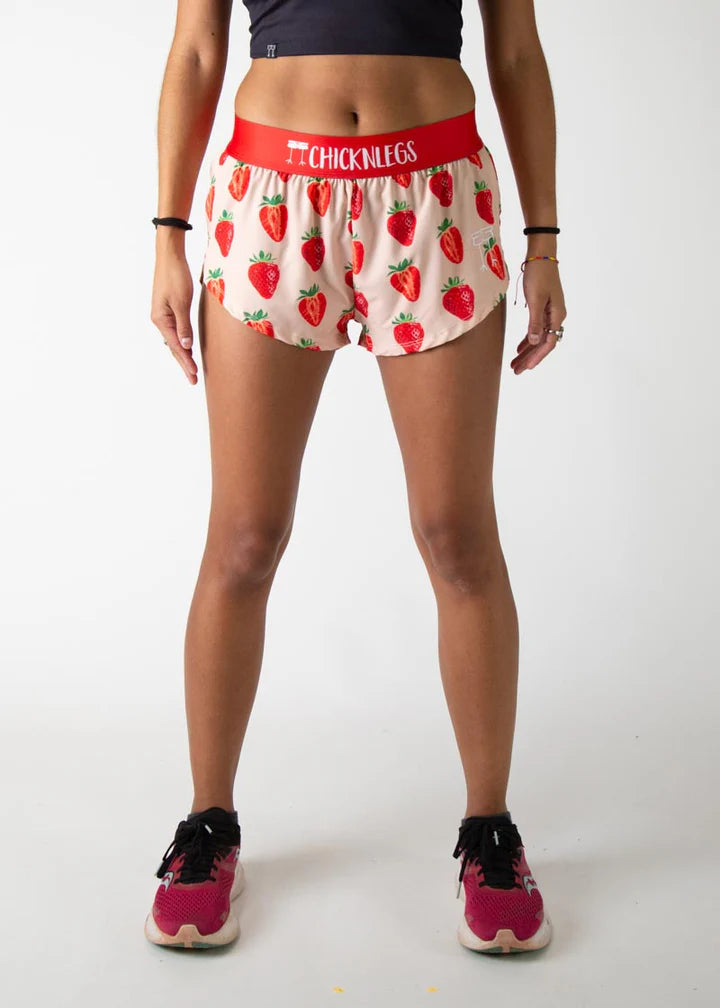Chicknlegs Chicknlegs 1.5" Split Shorts – Women&