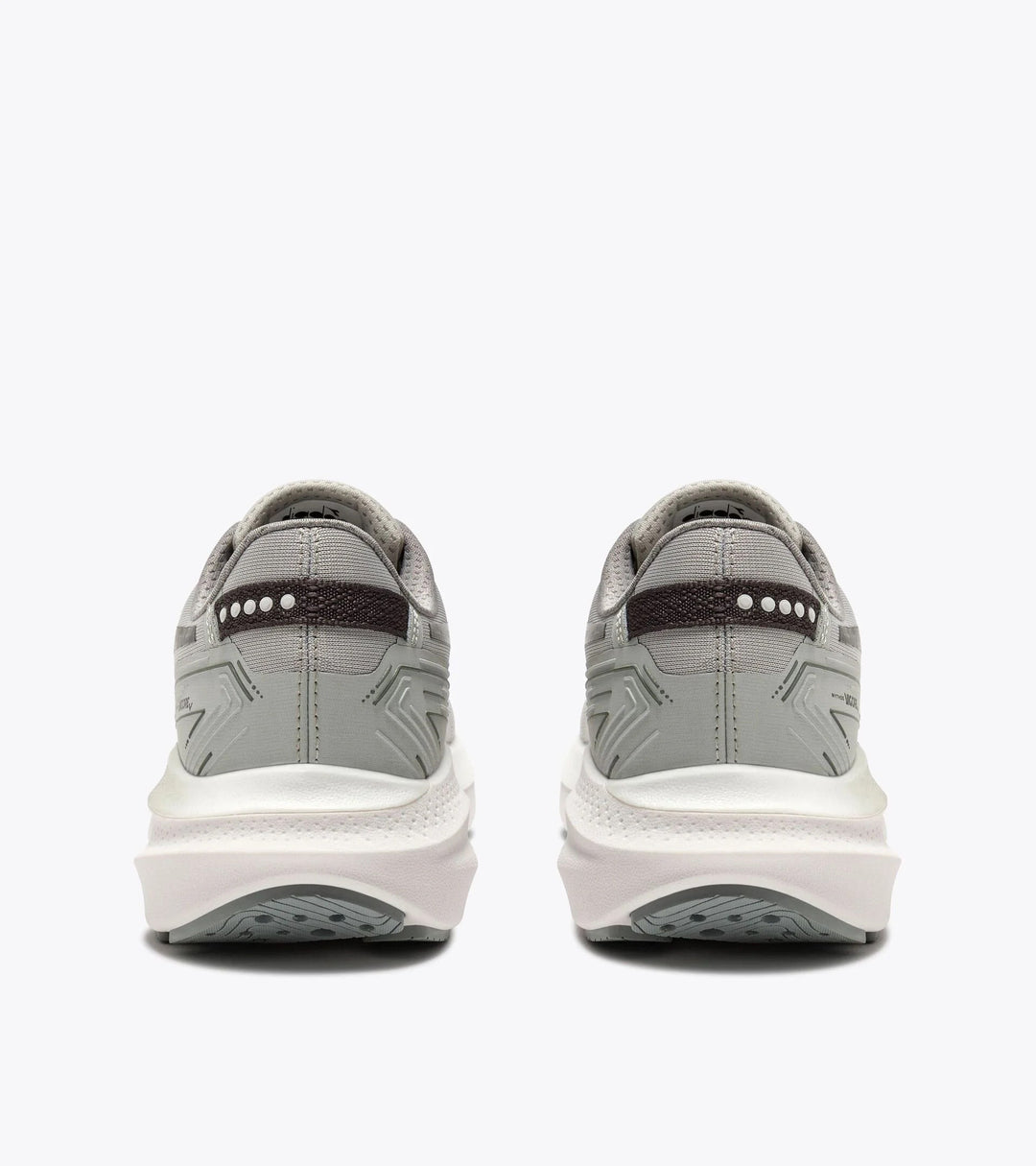 Diadora Vigore 5 – Women’s – Silver /forged Iron