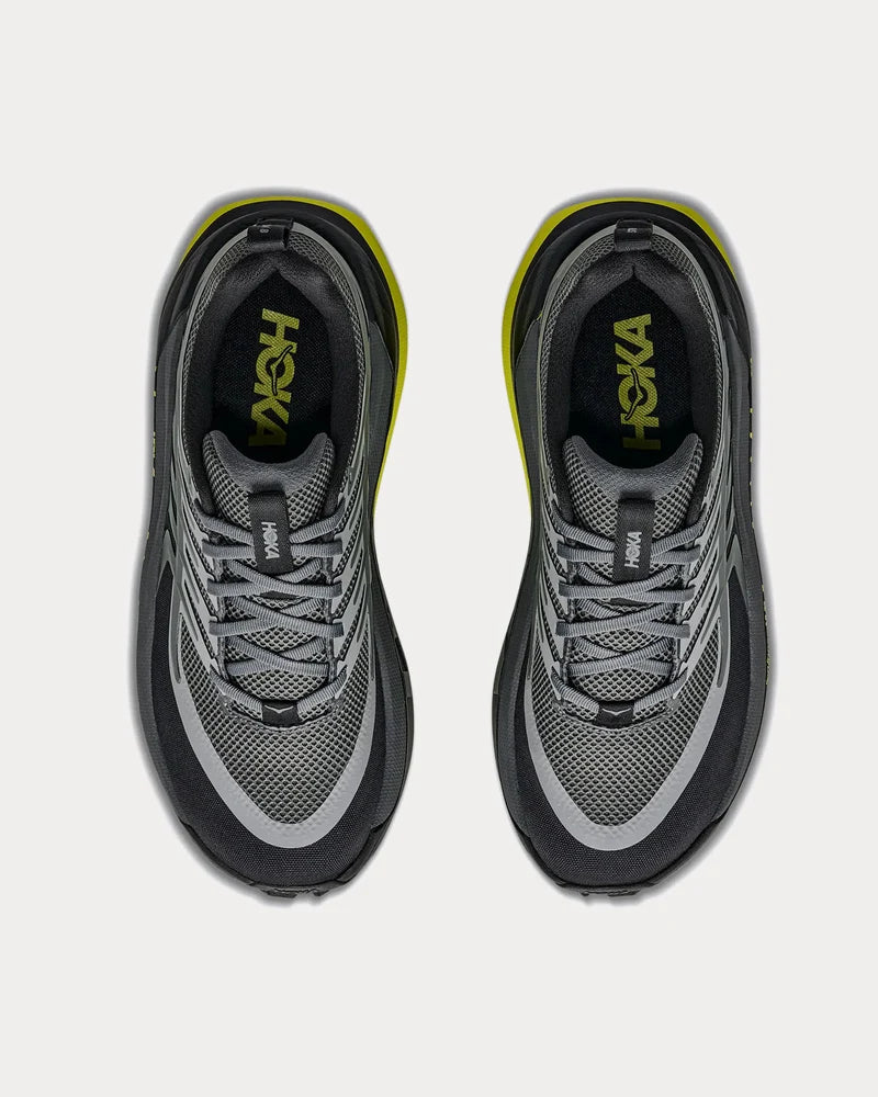 A pair of Stinson 8 – Men&