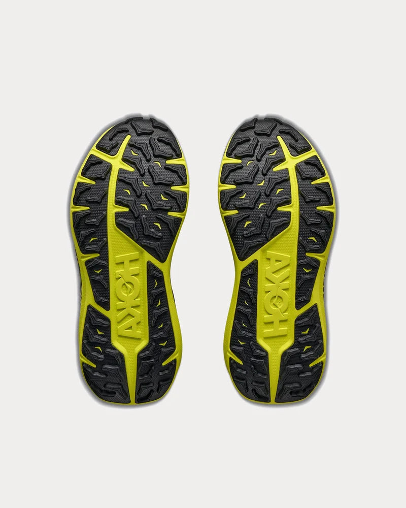 Top-down view of a pair of Stinson 8 – Men&