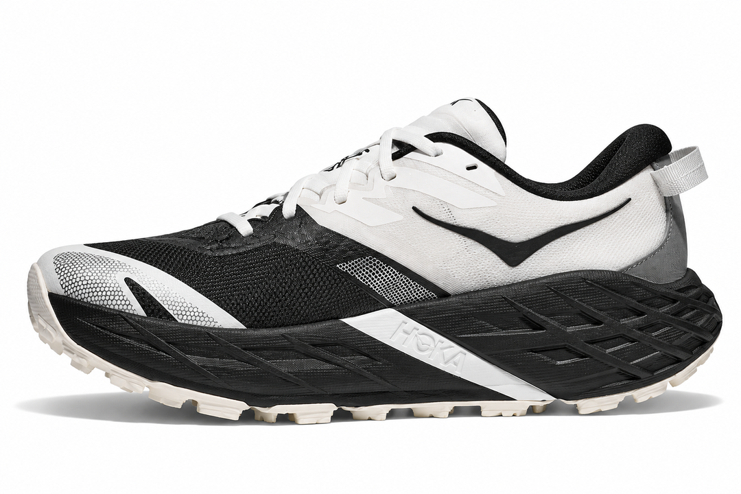 A Hoka Speedgoat 7 – Men&