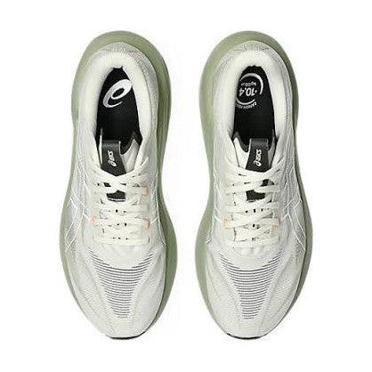A pair of Asics GT-2000 15 -- Men&