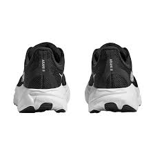 Black Hoka Arahi 8 – Women&