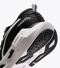 Close-up of a black and white Diadora Cellula 2 – Men&