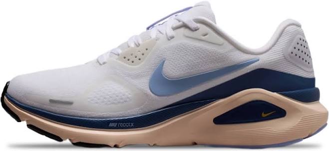 A Nike Structure 26 -- Women&