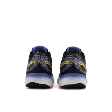 A pair of New Balance Y 880 V12 – Kids&