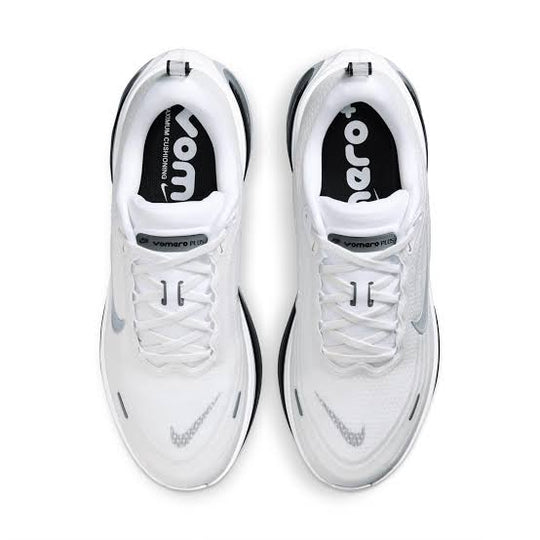 A pair of Nike Vomero Plus RR - Men&