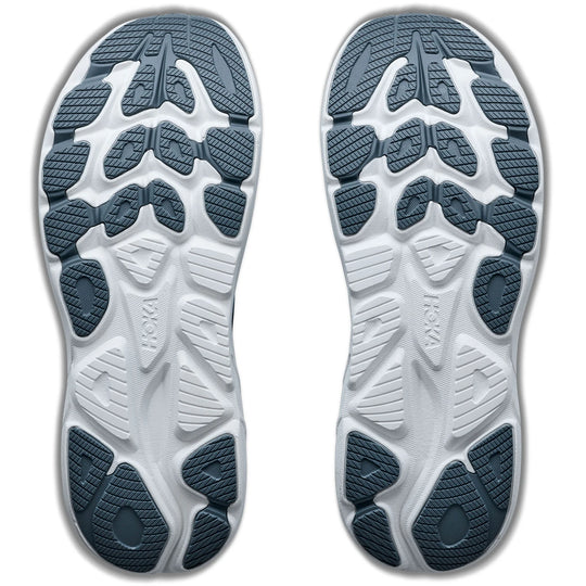 A pair of Hoka Clifton 11 – Men&