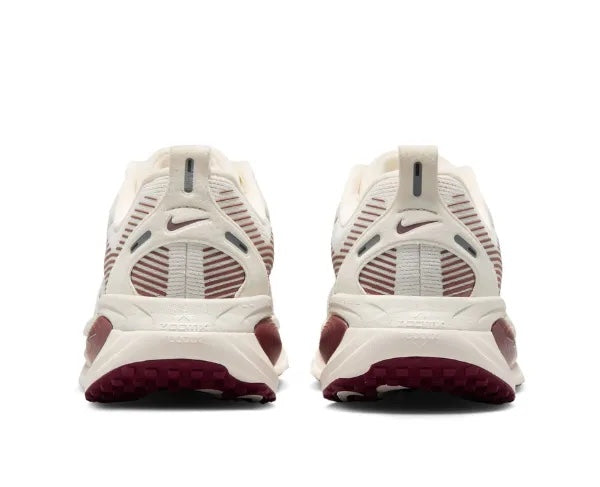 Nike Vomero 18 – Women’s – Pale Ivory Dark Team Red Red Sepia