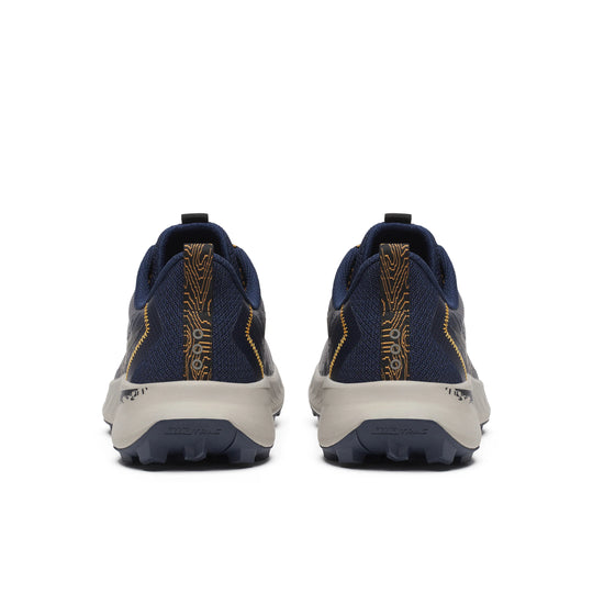 A pair of Saucony Peregrine 15 – Men&