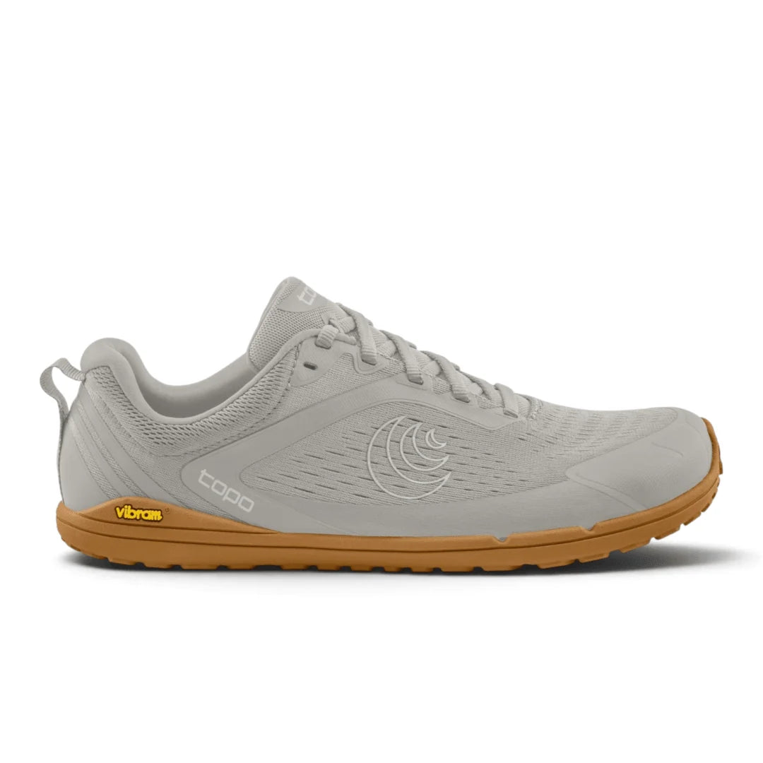 A light gray Topo Athletic Connect – Women's running shoe with a gum brown Vibram sole, shown in a side profile view against a white background.