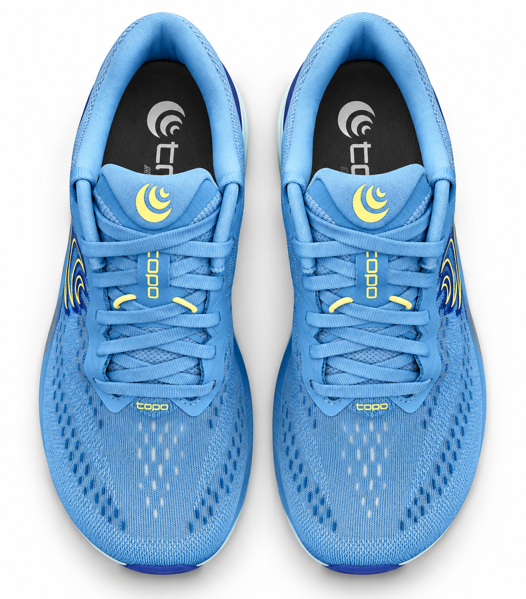 A pair of blue Topo Athletic Magnifly 6 – Women&
