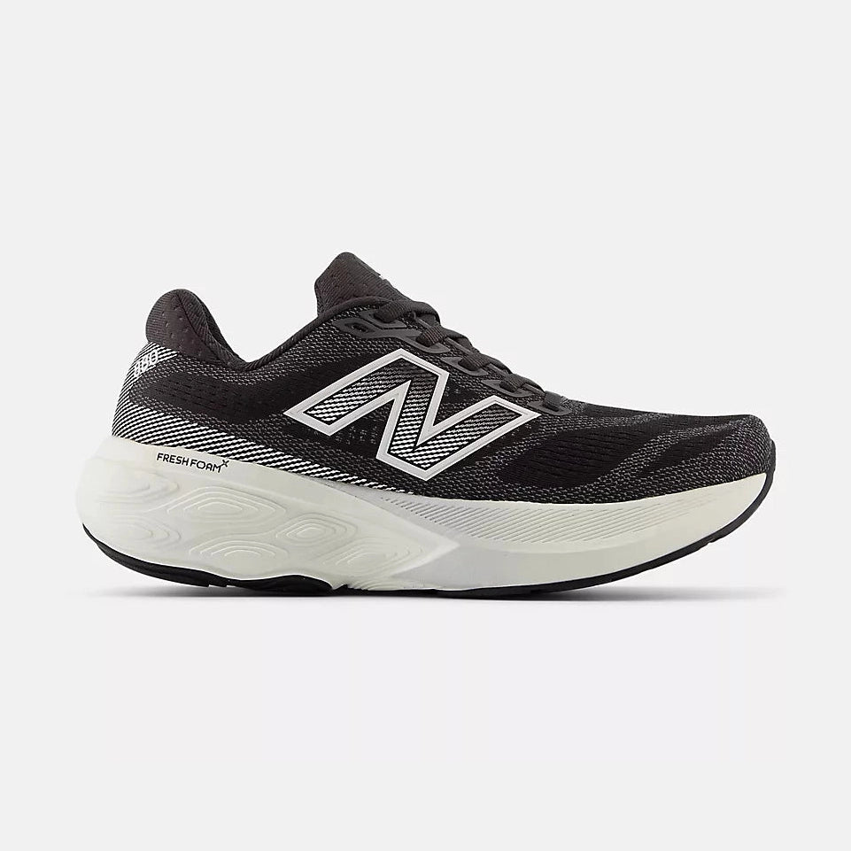 Black New Balance Fresh Foam X 880 V15 – Women's running shoe with white sole on a light gray background